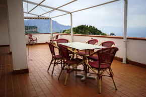 3 bedrooms appartement with wifi at Amalfi 3 km away from the beach Amalfi